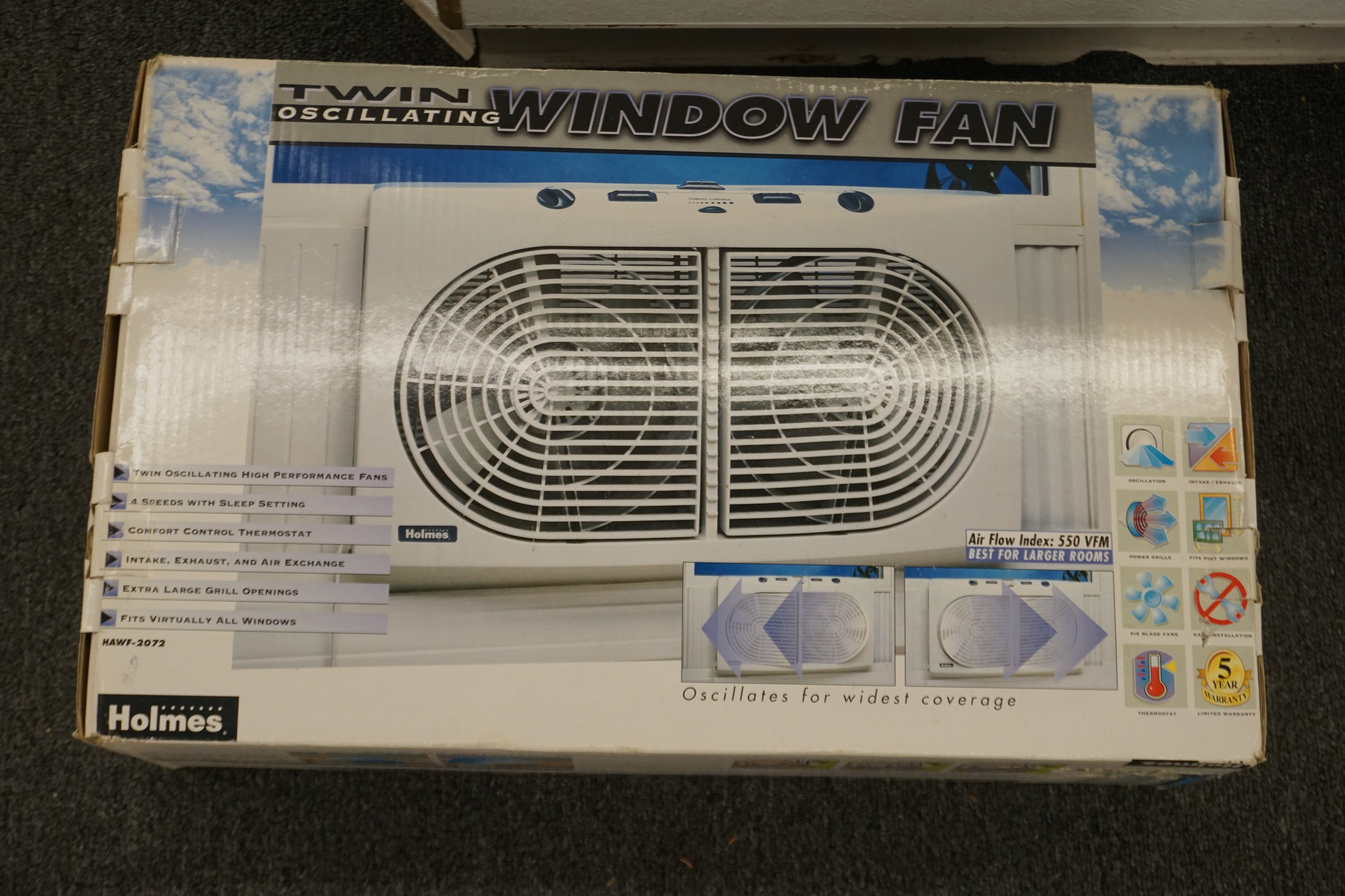 (image for) Twin oscillating window fan in original box (9298)