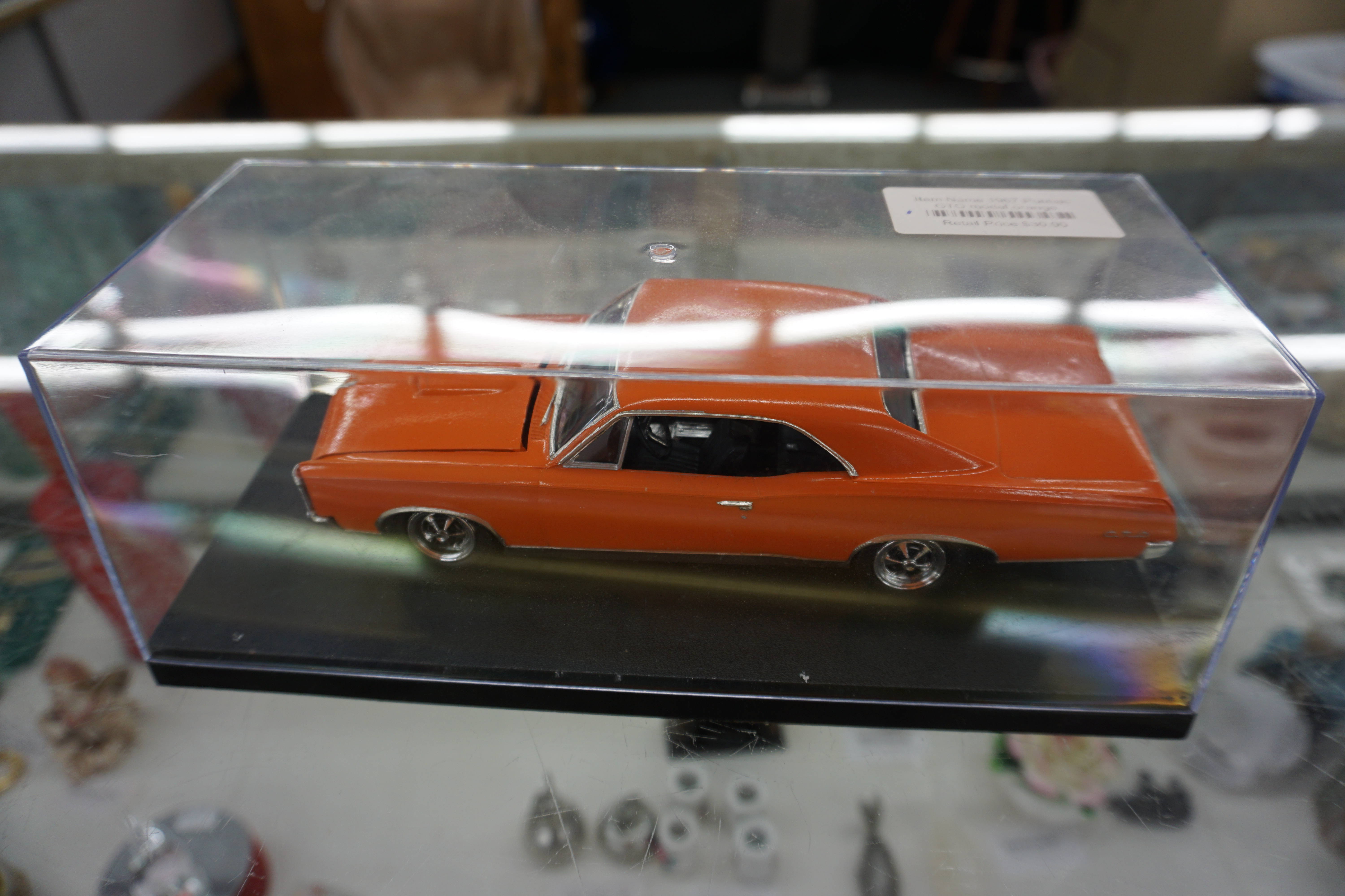 (image for) 1:24 Scale Orange Pontiac GTO Model (4541)