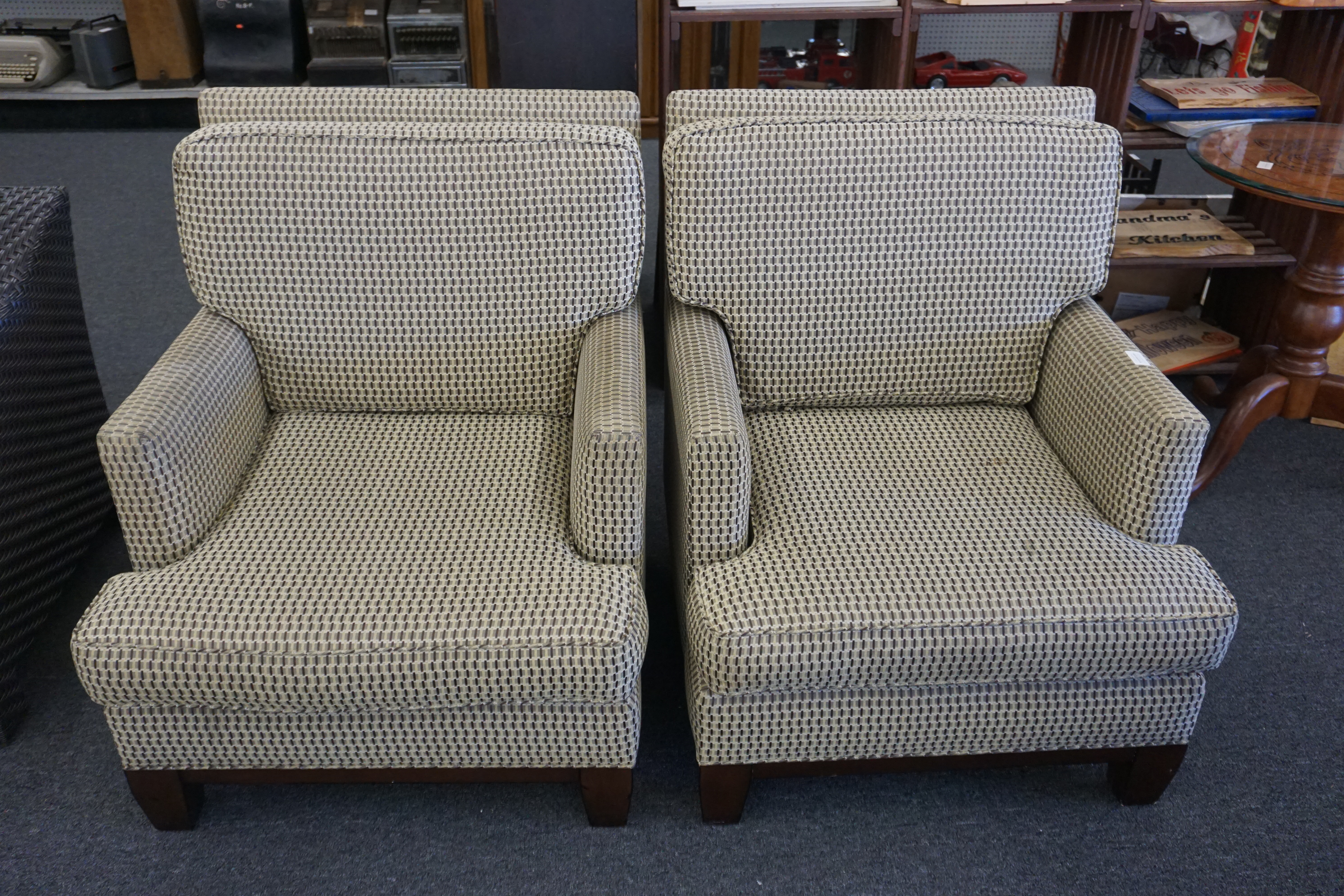 (image for) Pair of Regal patterned armchairs (9433)