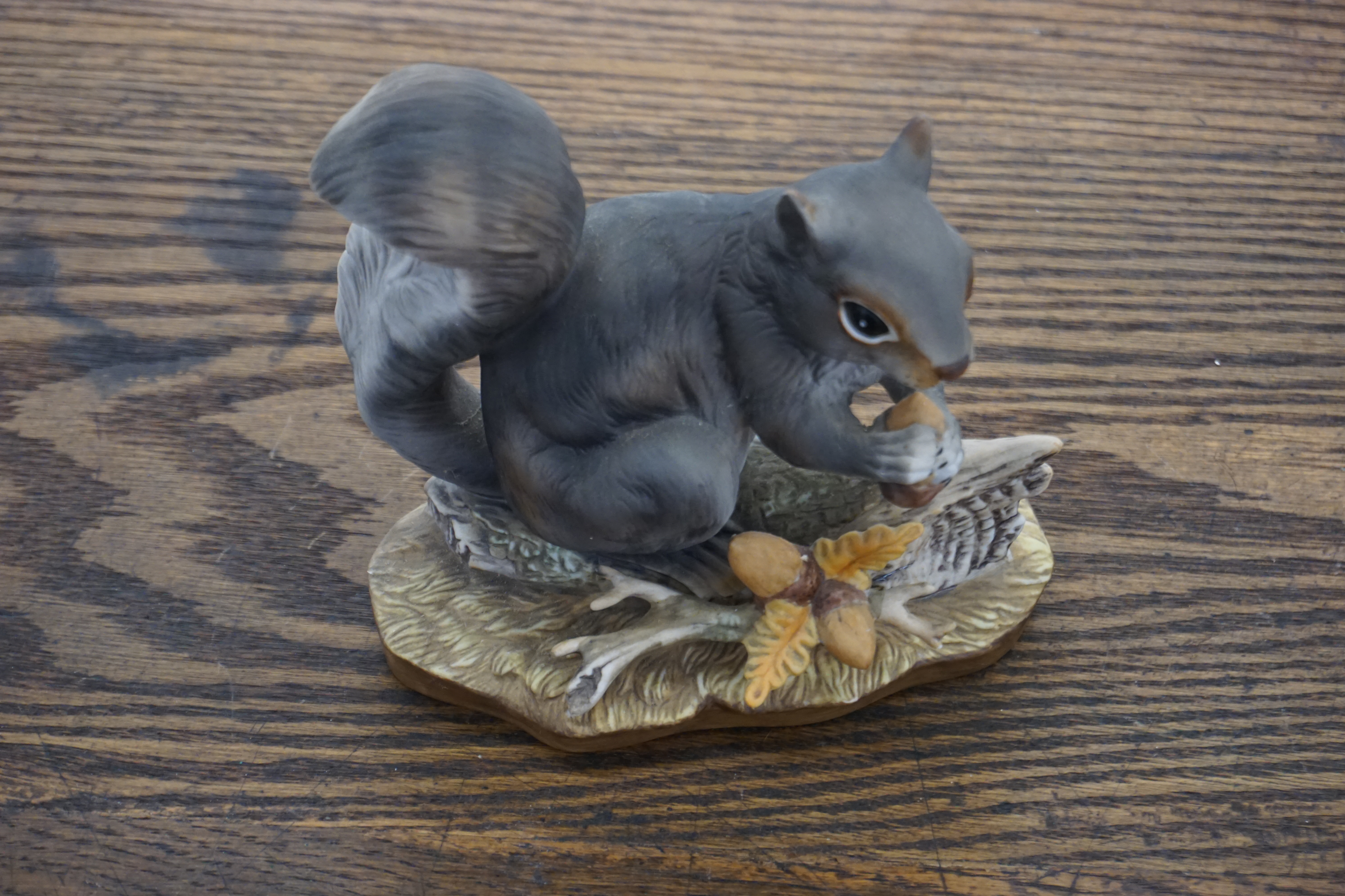 (image for) Vintage Homco 1982 Masterpiece Squirrel with Acorn (9608)