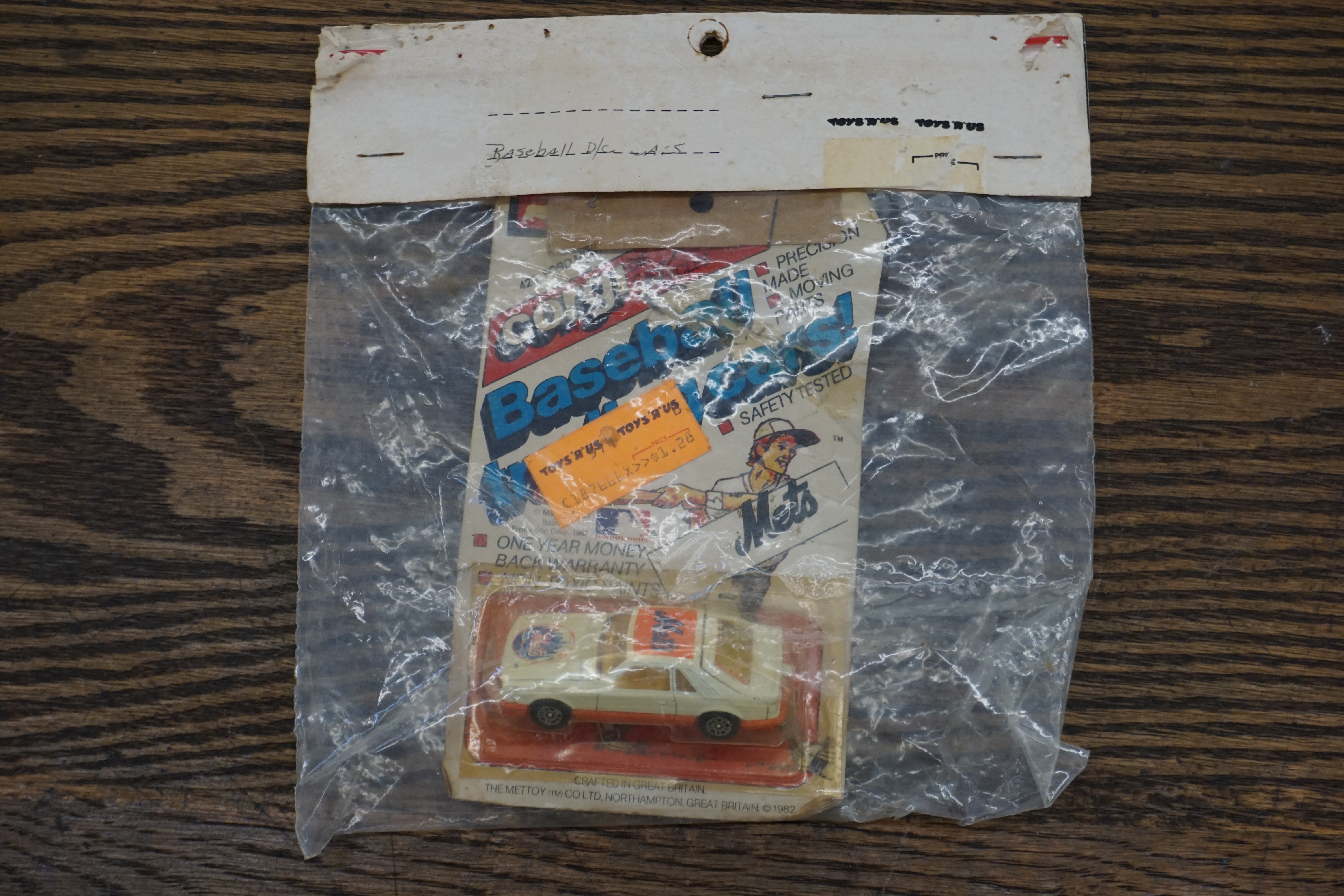 (image for) 1982 Corgi baseball trading cars Mets diecast car new carded (6953)