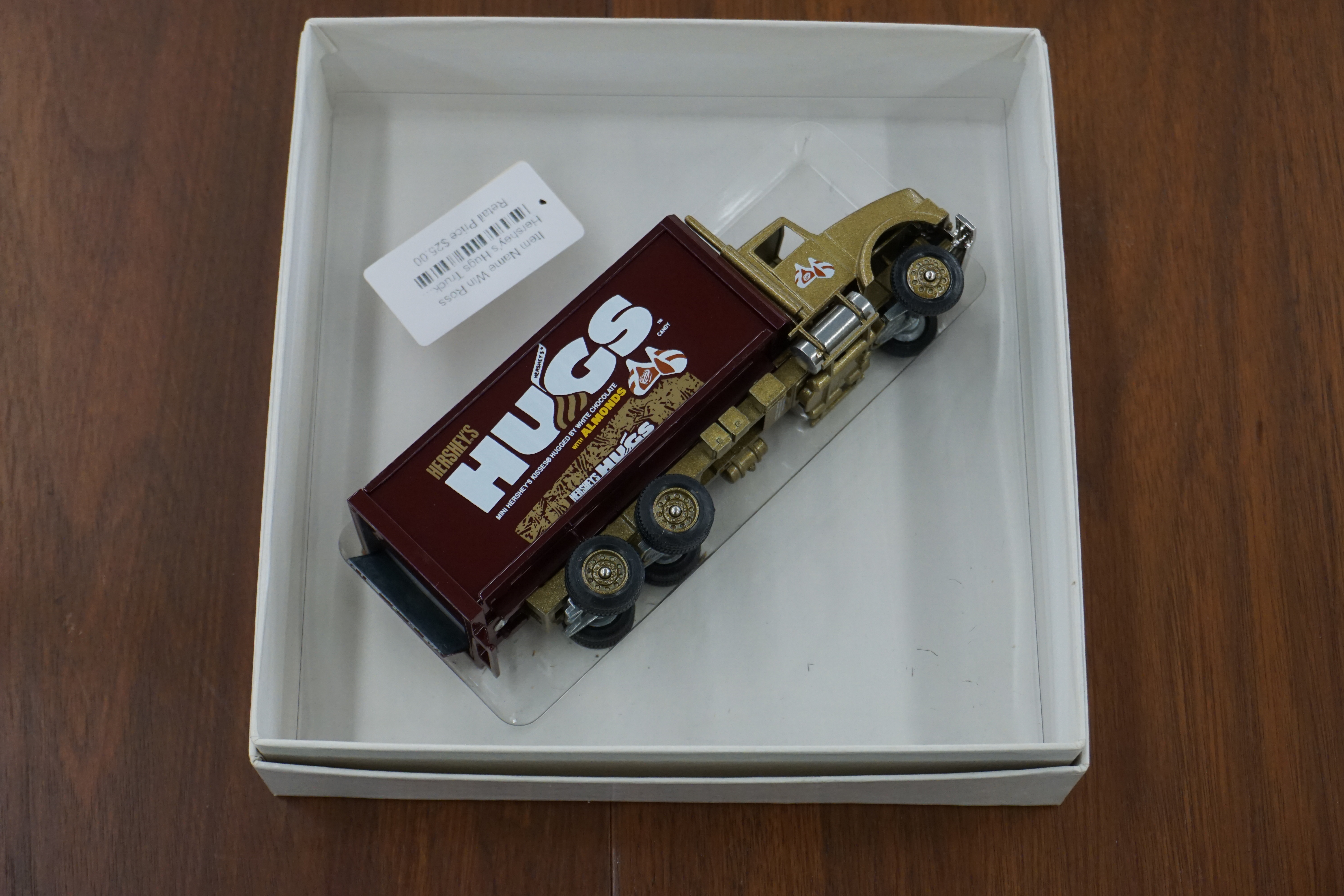 (image for) Winross Hershey's Hugs truck new in box (2434)