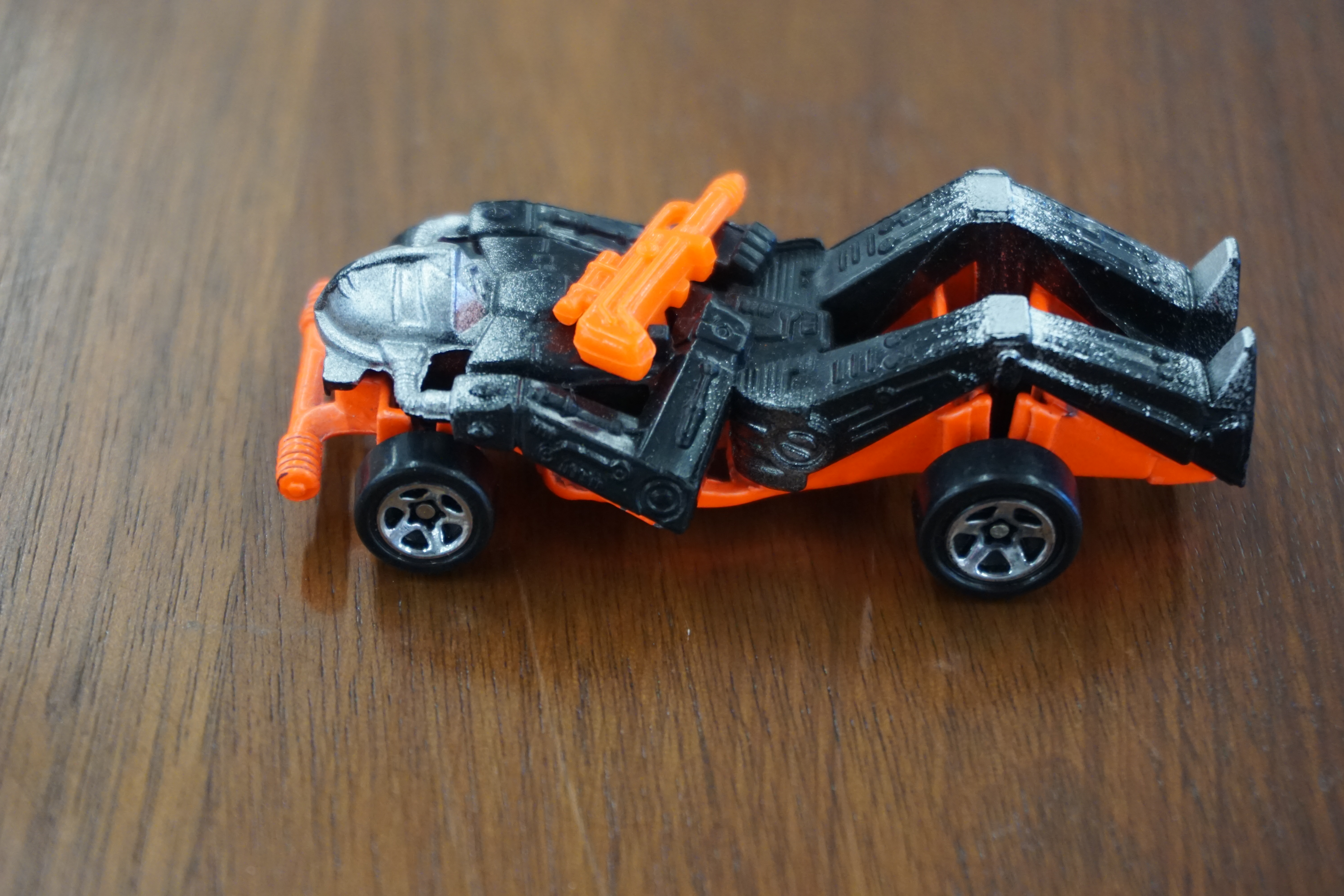 (image for) HotWheels 1986 Zombat black and gray with orange gun (7967)