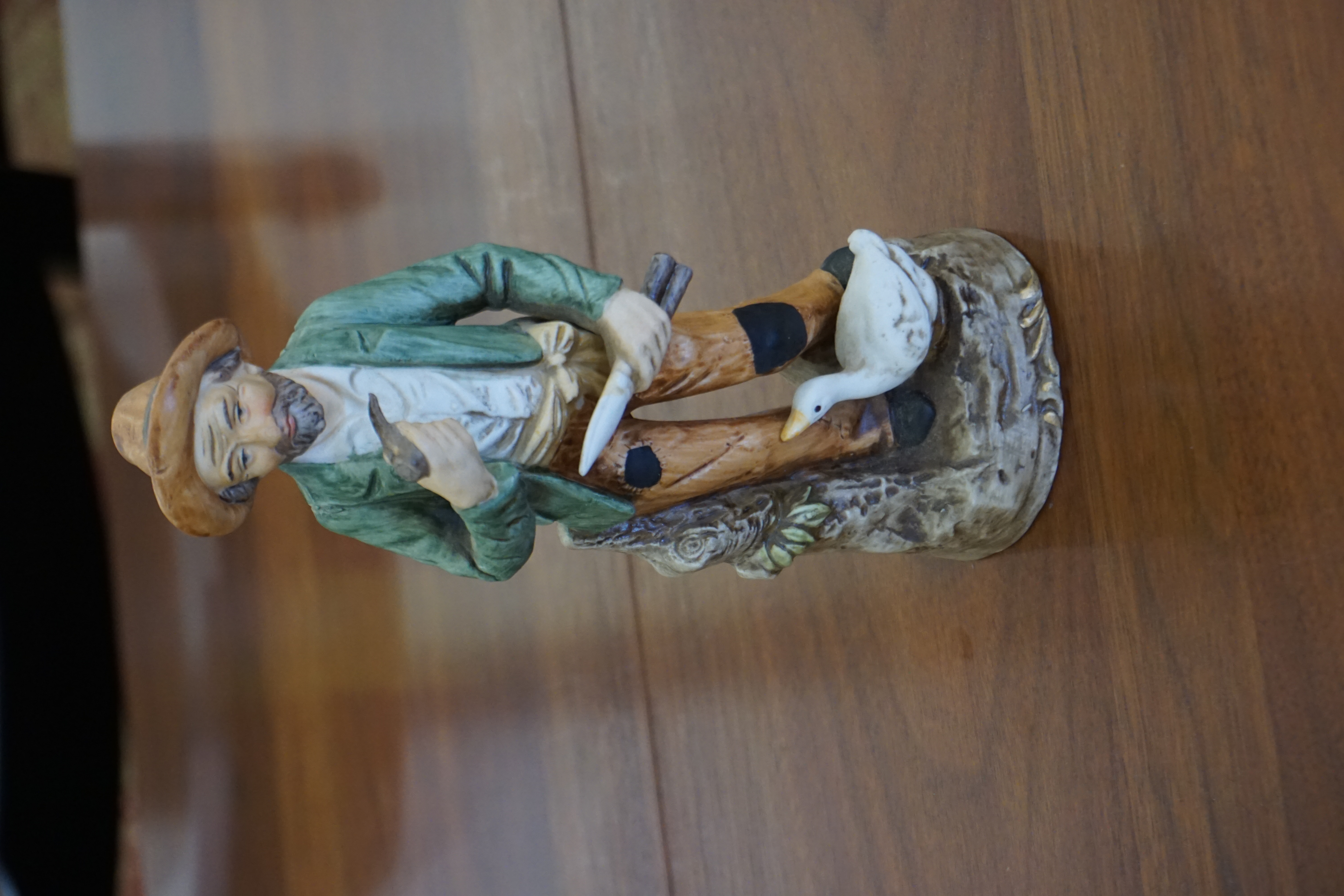 (image for) Homco 1417 Figurine Old Man Farmer Smoking Pipe With Duck Knife (9641)