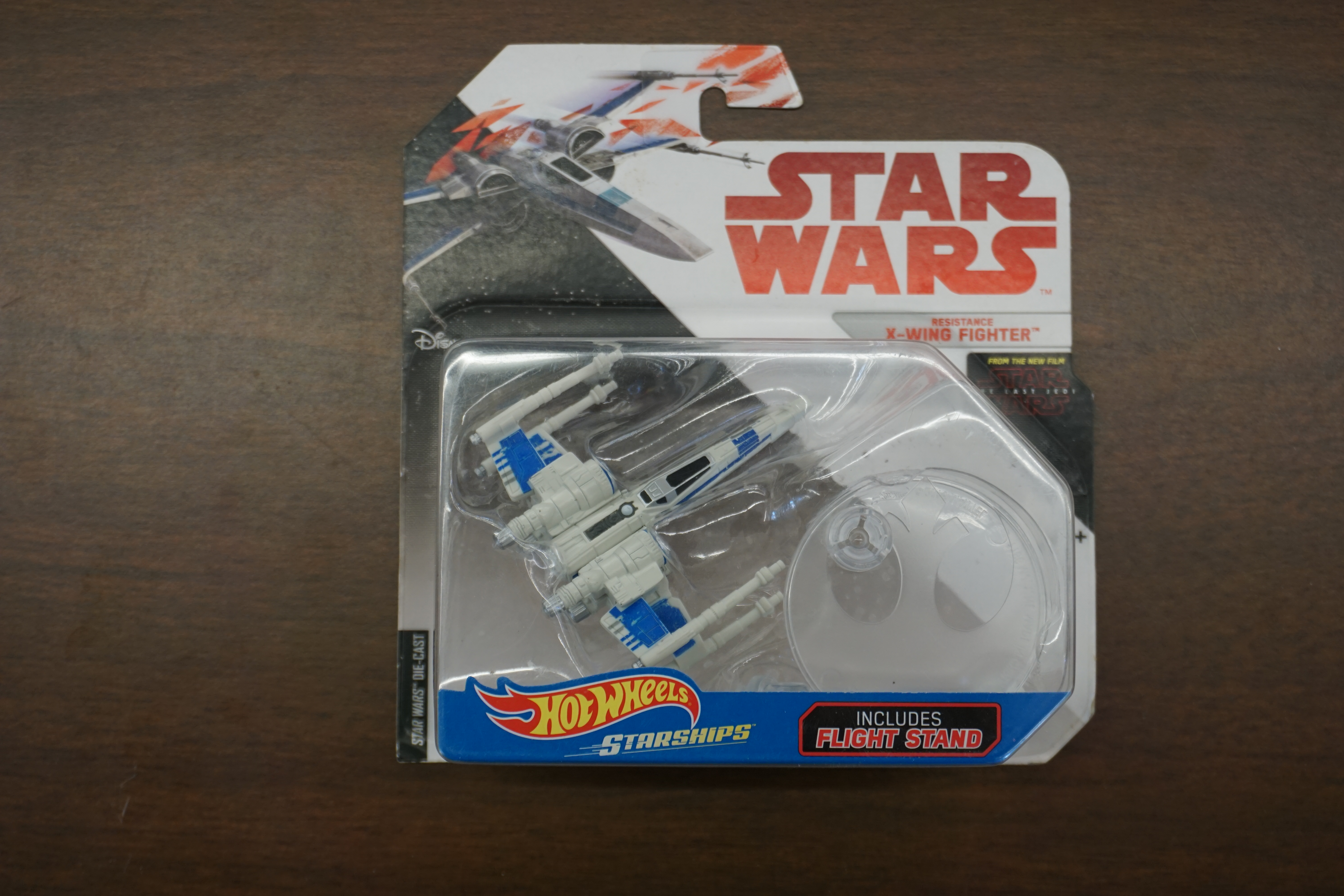 (image for) Hot Wheels Starships Resistance X-Wing Fighter (6795)