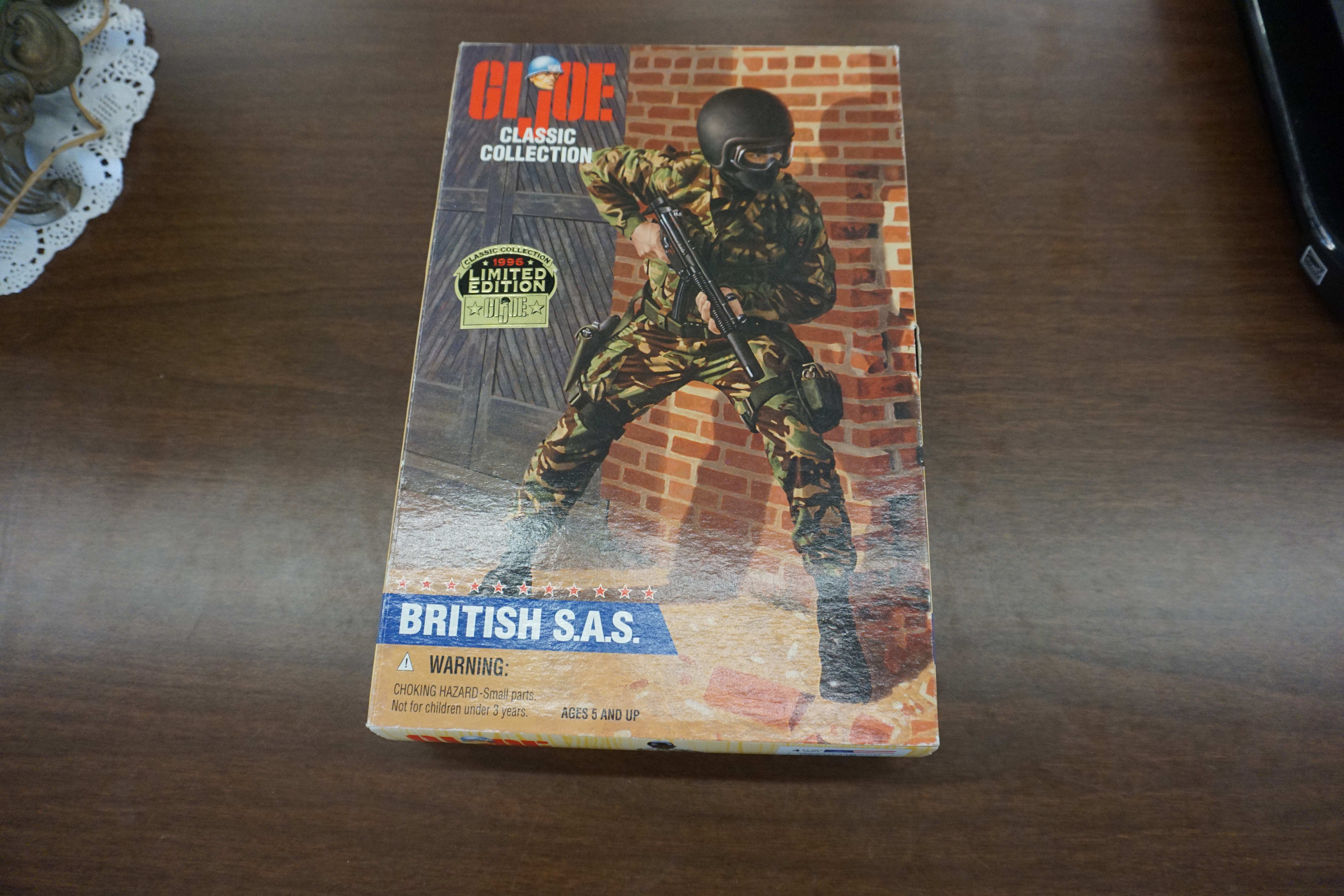 (image for) GiJoe Classic Collection British S.A.S. 1996 12" open box figure (10544)