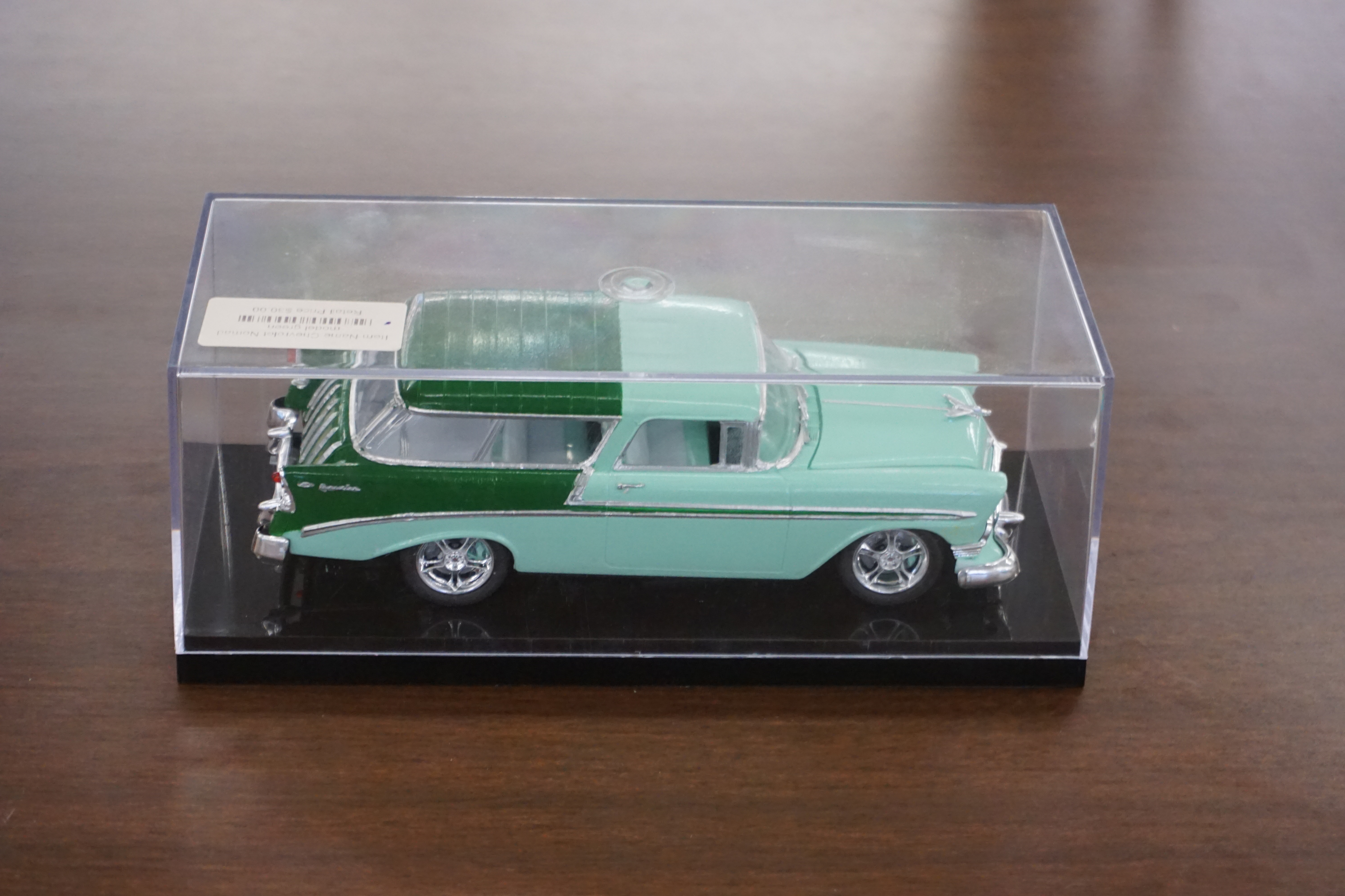 (image for) Chevrolet Nomad model with display case (4545)