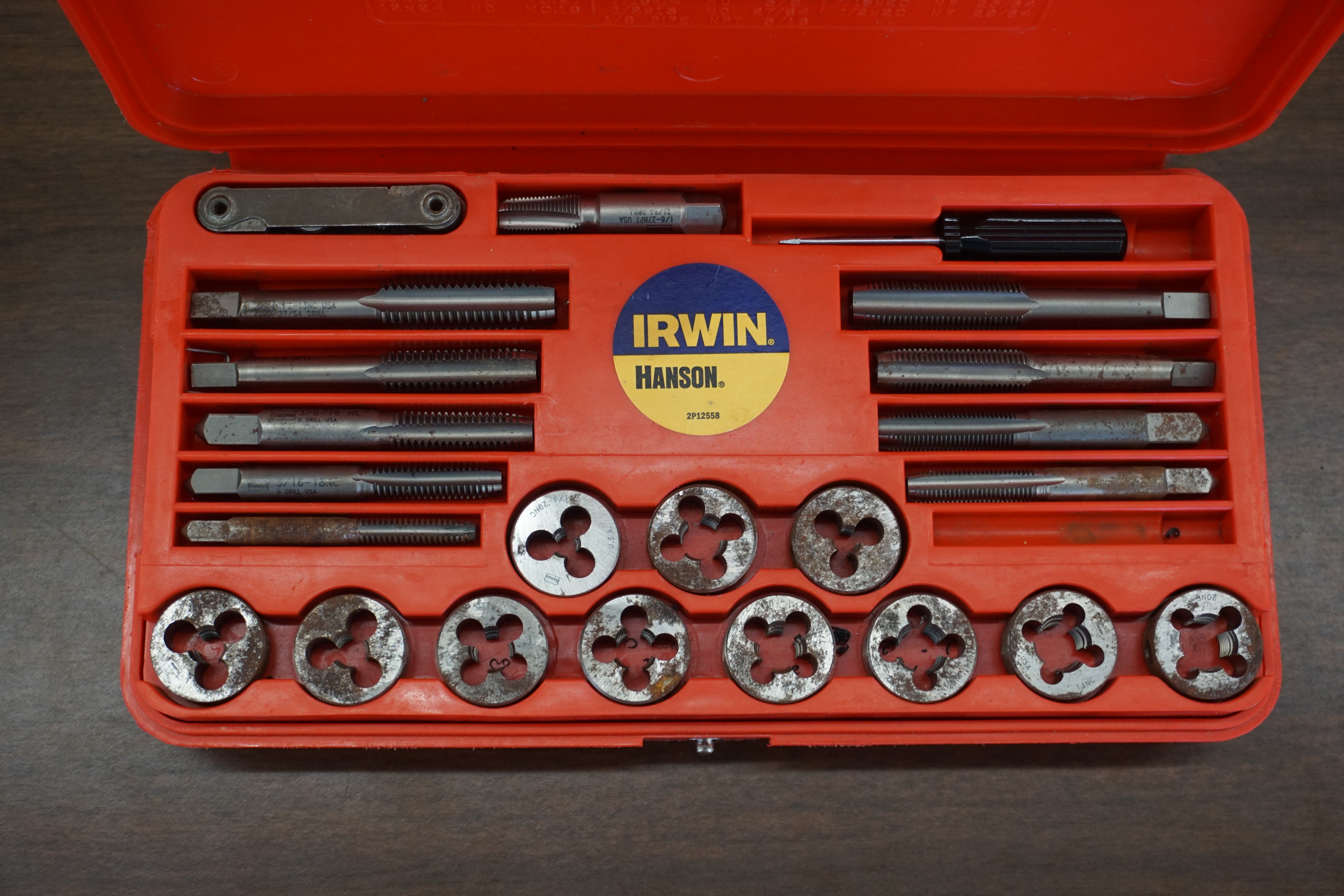 (image for) Irwin 39 pc Tap & Die Set #4-1/2 inch NC,NF&NPT (9968)