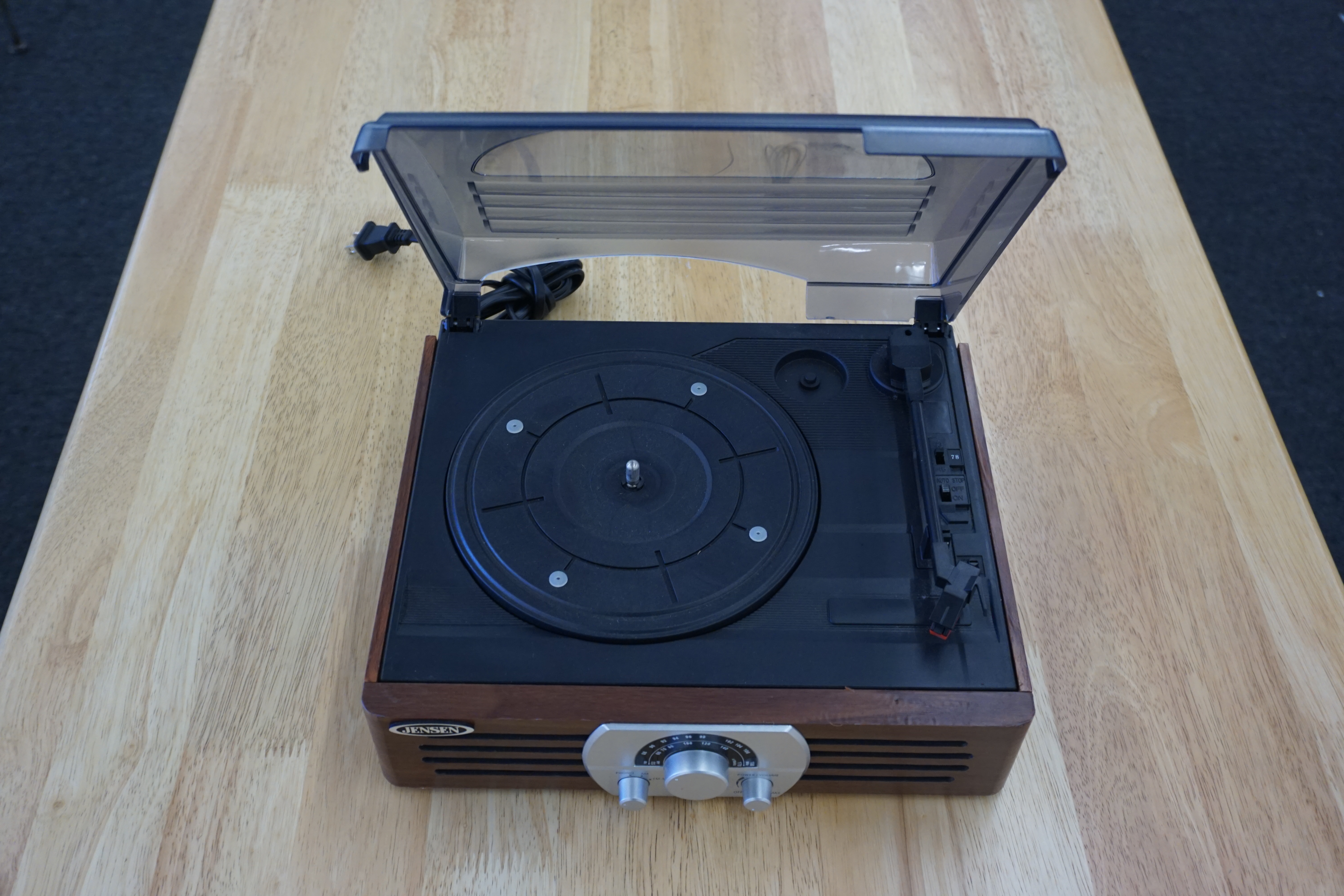 (image for) Jenson 3 Speed Stereo Record Player (10897)